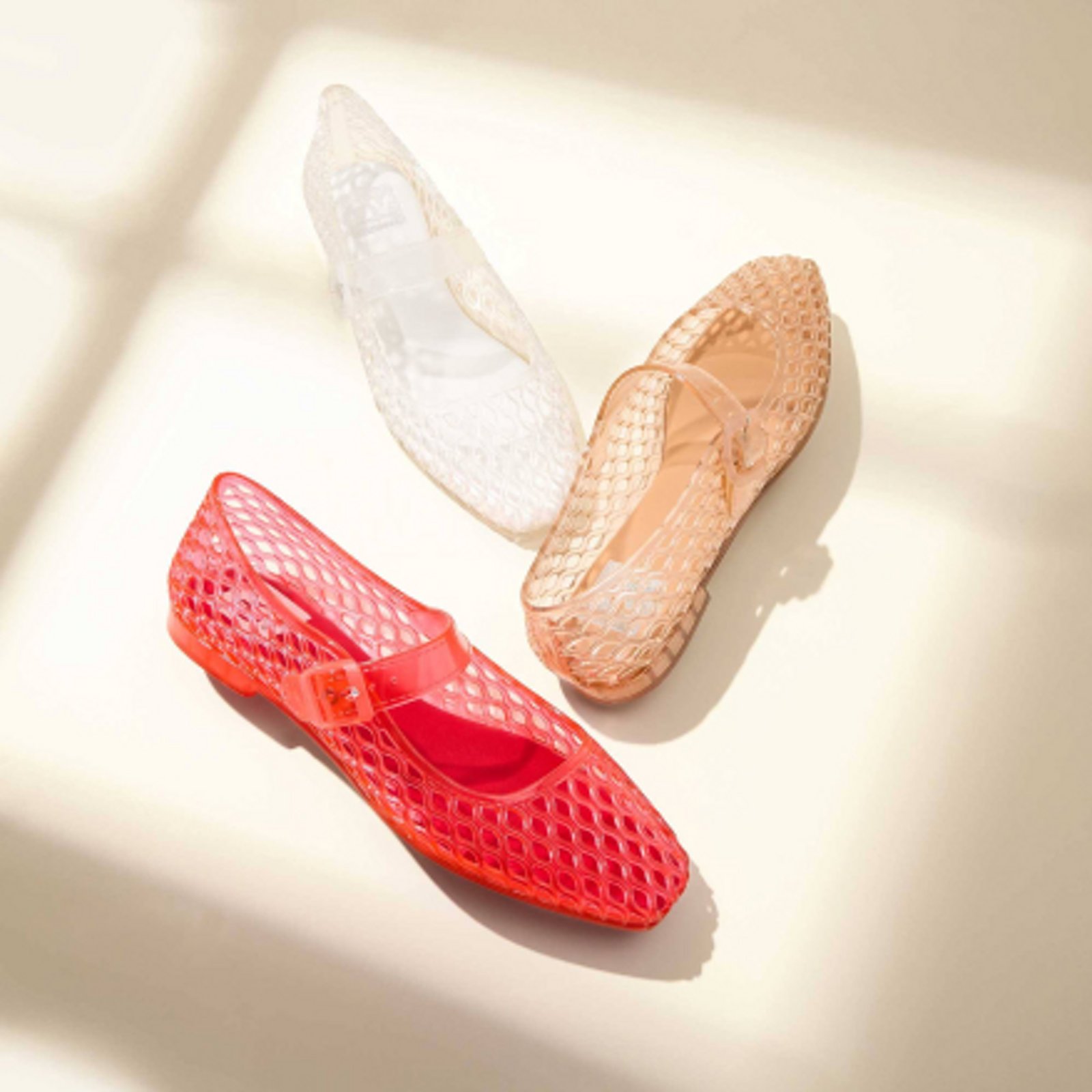 shoes-featured-categories-flats-loafers