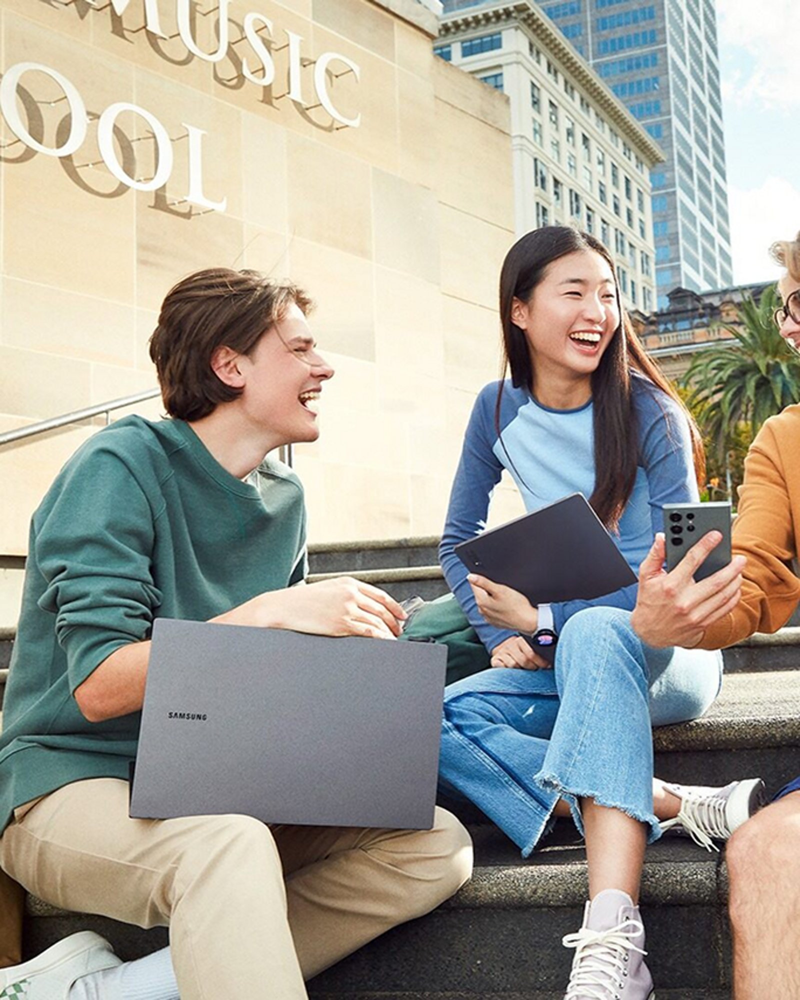 Electronics-trend-whats-trending-now-Back-to-College Tech