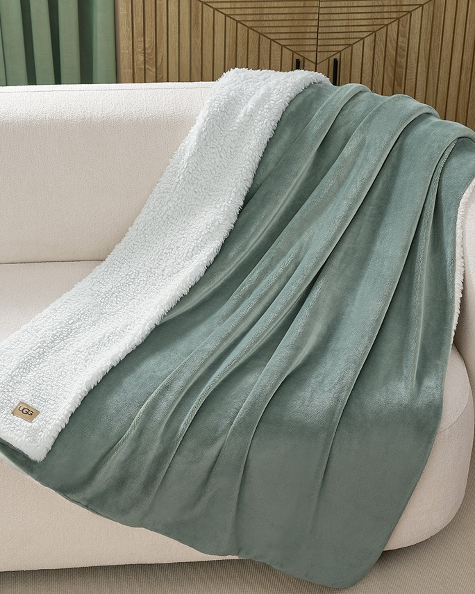 Blankets & Throws